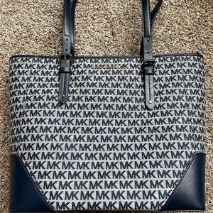 Michael Kors Aria Tote - NWT